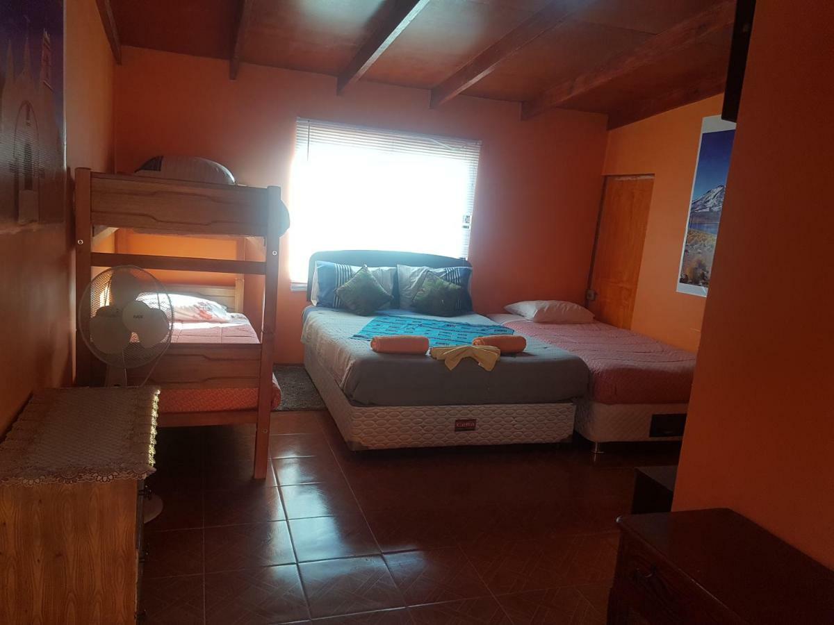Hostal Nuevo Sol Y Viento Hostel San Pedro de Atacama Ngoại thất bức ảnh